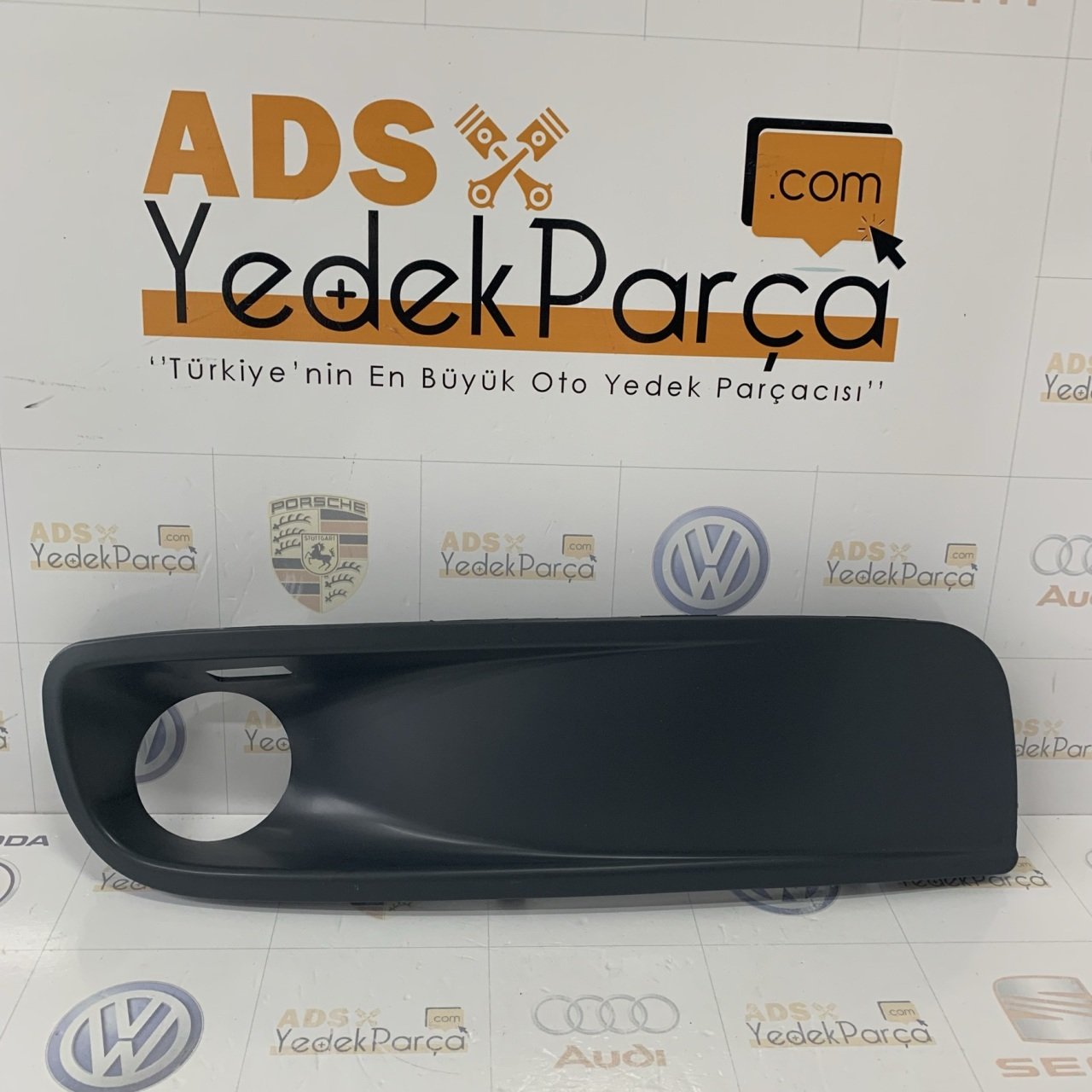 Volkswagen T5 Carevella Sağ Sisli Sis Kapağı Taiwan 7H5807490