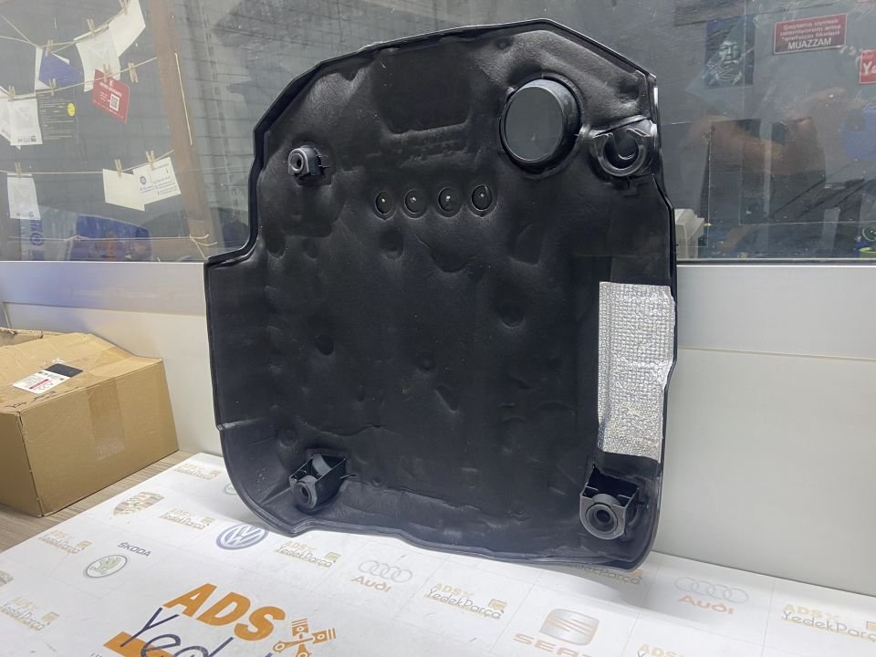 Motor Üst Kapağı Audi  A4 A5 A6 Q5