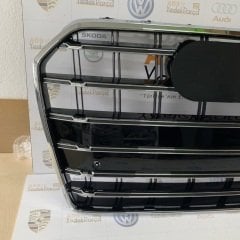Audi A6 2014-2020 Ön Panjur Kromlu Parlak Siyah Orijinal 4G0853651M