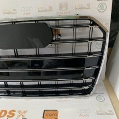 Audi A6 2014-2020 Ön Panjur Kromlu Parlak Siyah Orijinal 4G0853651M