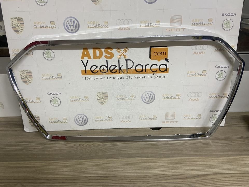Audi A3 Ön Panjur Çıtası Nikelaj 2015-2020