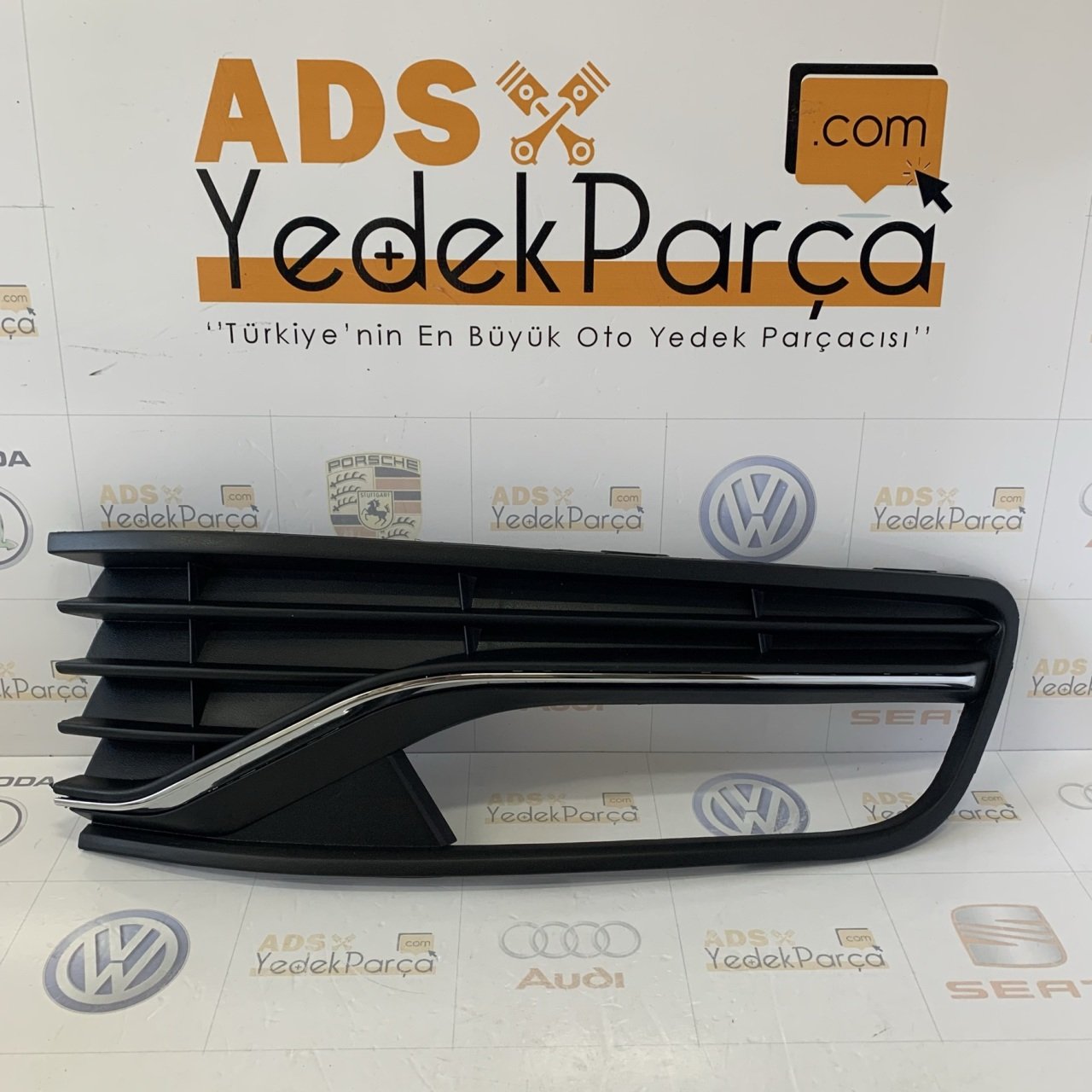 Volkswagen Polo 2014 Sonrası Sağ Sis Kapak Kromlu 6C0854662C