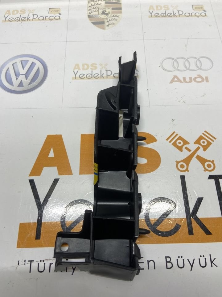 Audi A6 2013 Sonrası Sağ Ön Tampon Braketi