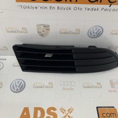 Volkswagen Polo 2005 Sonrası Sağ Sissiz Sis Kapağı 6Q0853666E