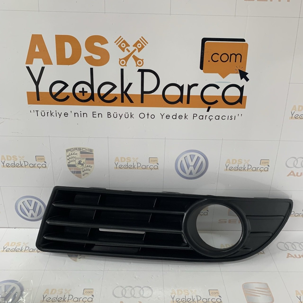 Volkswagen Polo 2005-2010 Sol Sis Kapağı Sisli 6Q0853665E