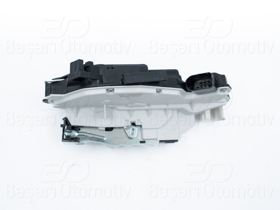 VW  PASSAT CC (357) 08-12/ AMAROK 10>/ SCIROCCO (137) 08>/ TIGUAN (5N_) 07-16 / AUDI A1 (8X1) 10>/ SEAT IBIZA V (6J5) 08>/ SKODA SUPERB (3T4) 10-15/ FABIA 2 06-15KAPI KILIDI MOTORLU SOL ON (7 PIN)