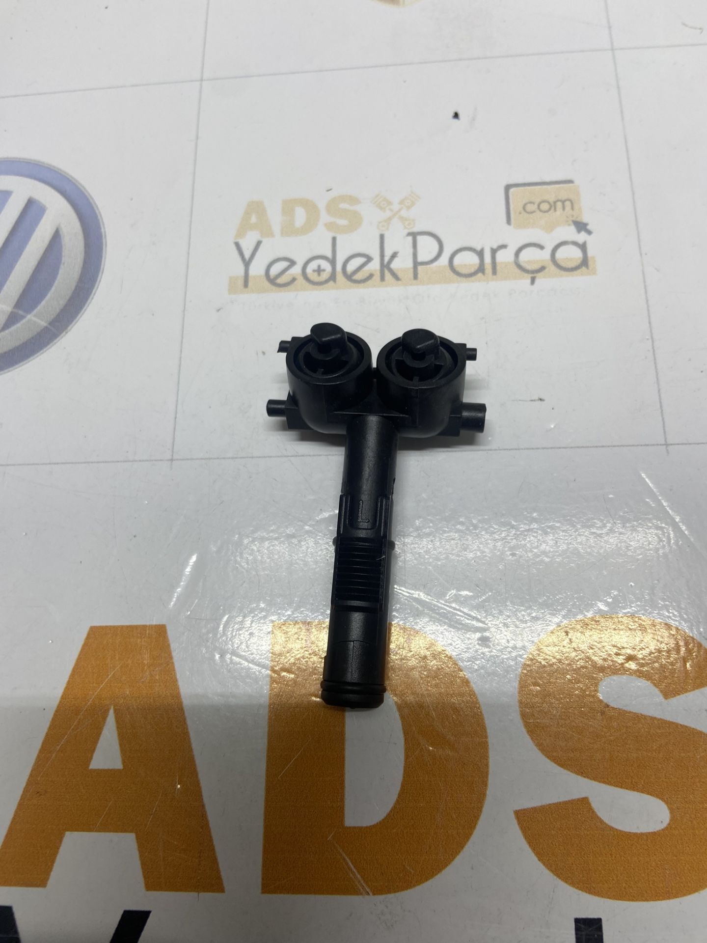 Porsche Cayenne 2012 Sonrası Sol Far Yıkama Memesi