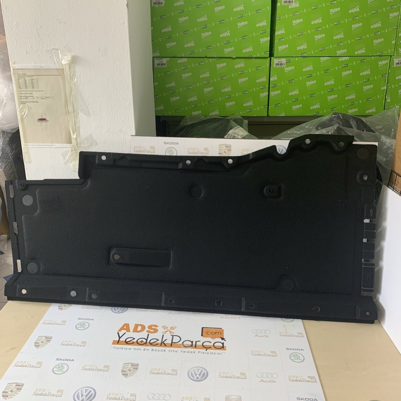 Audi A6 2015-2017 Alt Taban Kaplaması Sol Büyük İthal