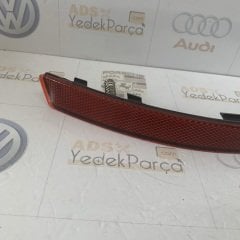 Audi A4 2016 Sonrası Sağ Arka Tampon Reflektörü Orijinal