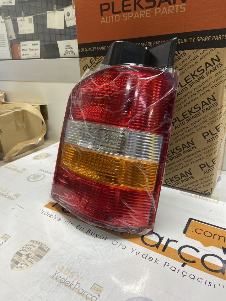 Volkswagen Transporter 2003-2009 Sağ Stop Sarı Sinyal