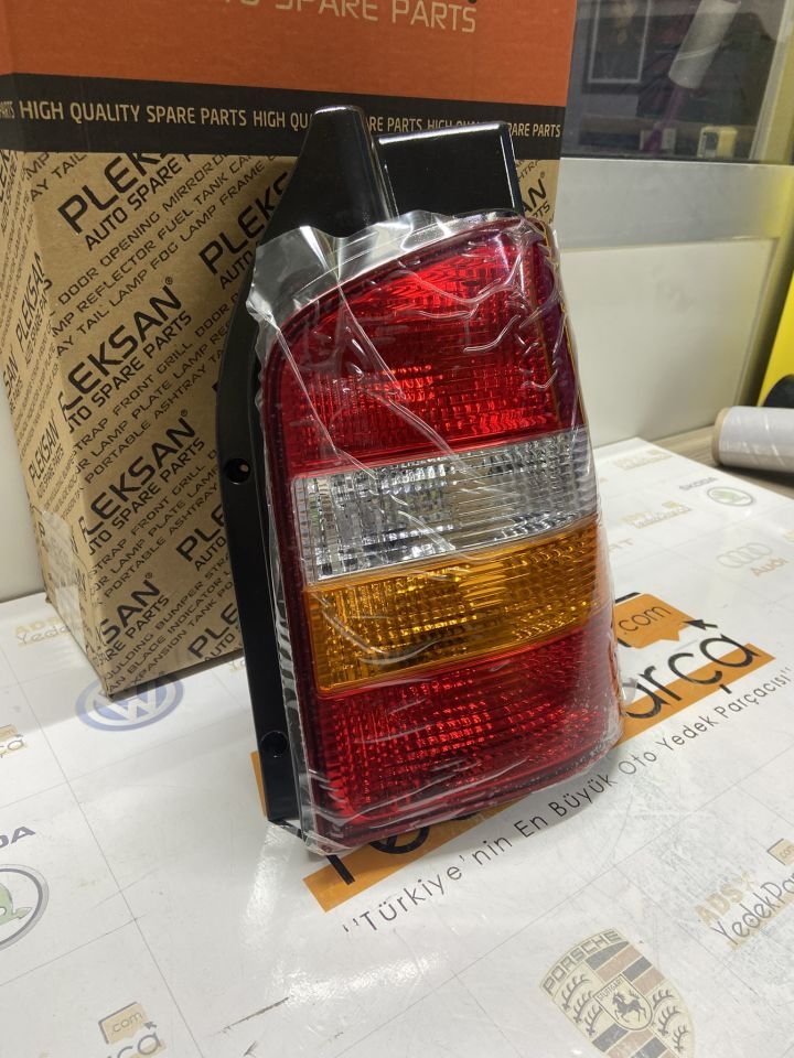 Volkswagen Transporter 2003-2009 Sağ Stop Sarı Sinyal