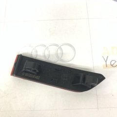 Volkswagen Tiguan 2017 Sonrası Sağ Arka İç Tampon Reflektörü Orijinal