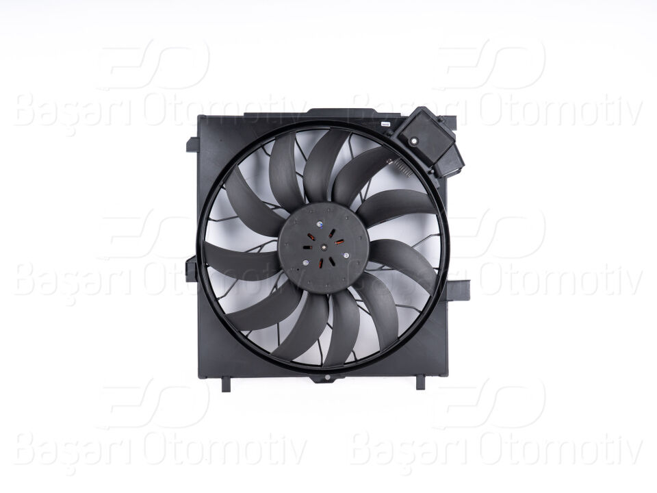 MERCEDES G SERISI G350 CDI AMG 09 >FAN MOTORU DAVLUMBAZLI (510MM-4FIS-850W-11KANAT)