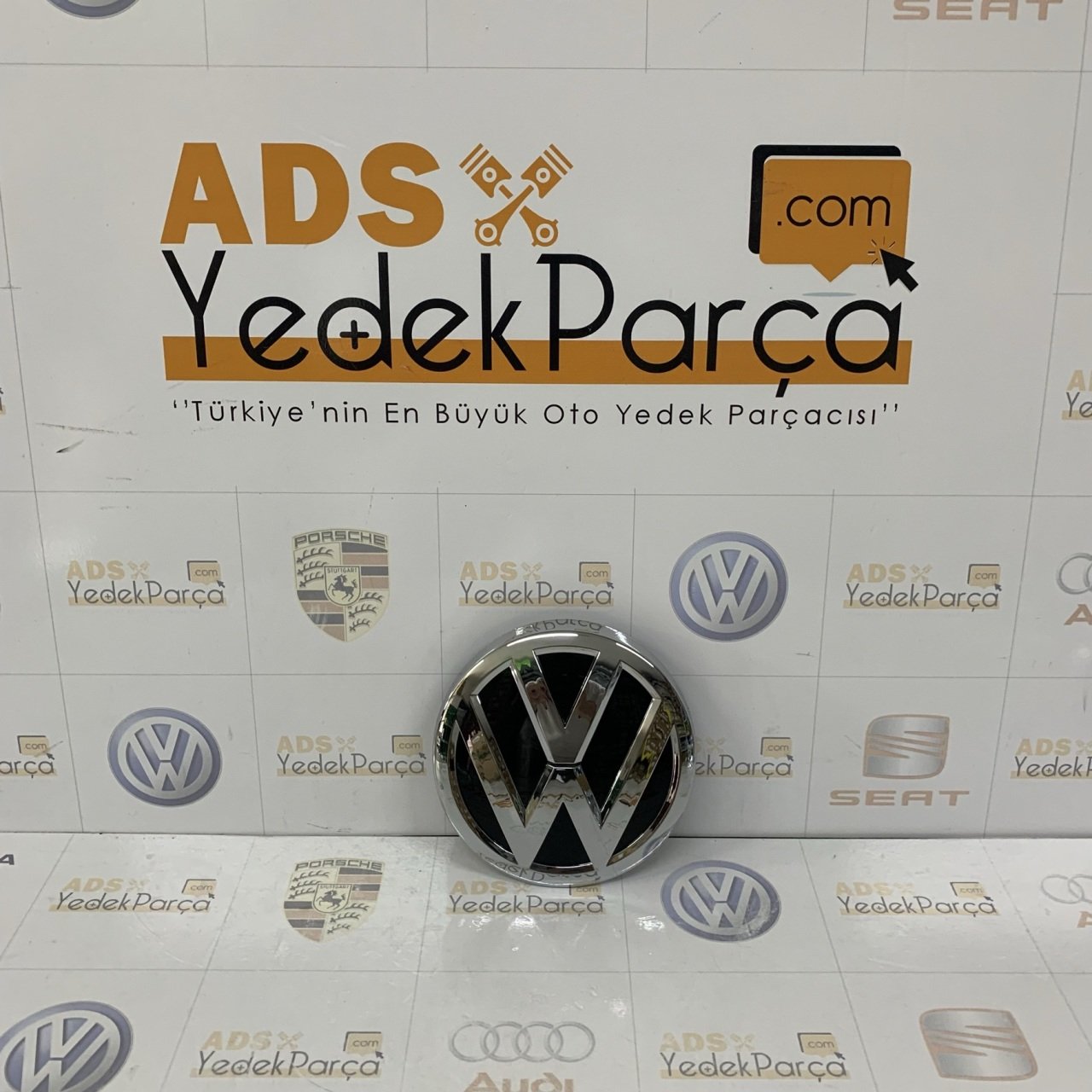 Volkswagen Passat 2015  Sonrası Ön Panjur Arması İthal