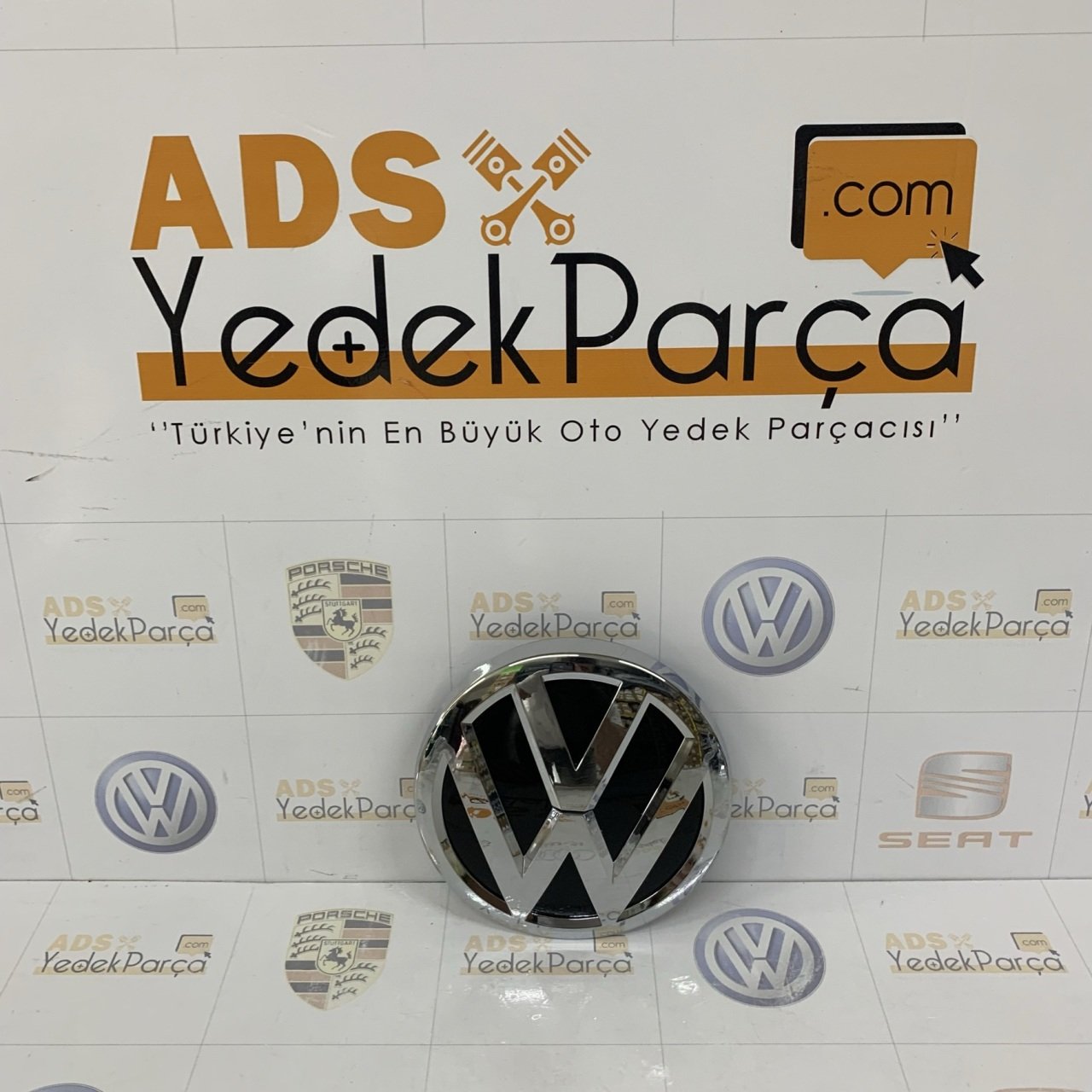 Volkswagen Tiguan 2016 Sonrası Ön Panjur Arması İthal