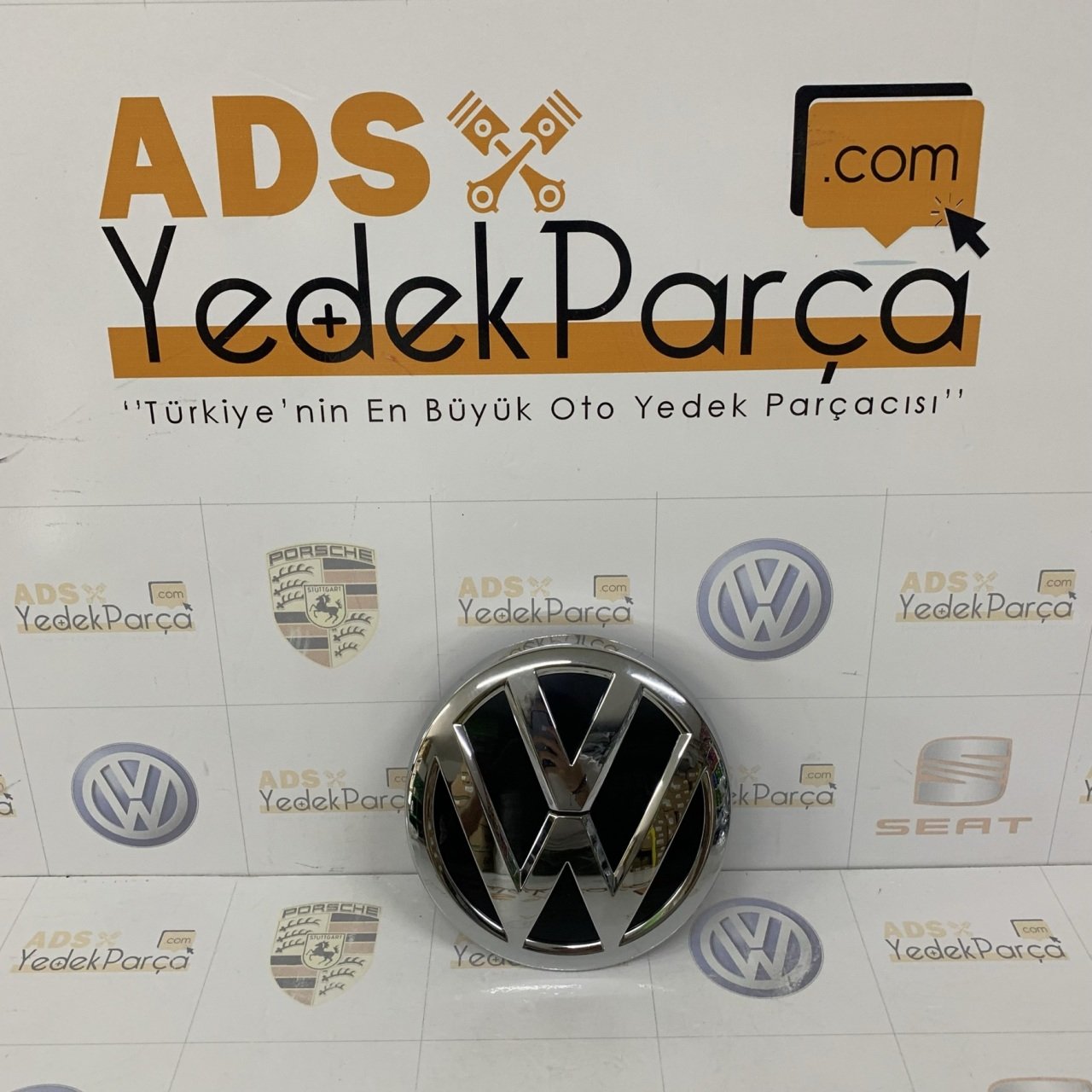 Volkswagen  Cc  Ön Panjur Arması İthal