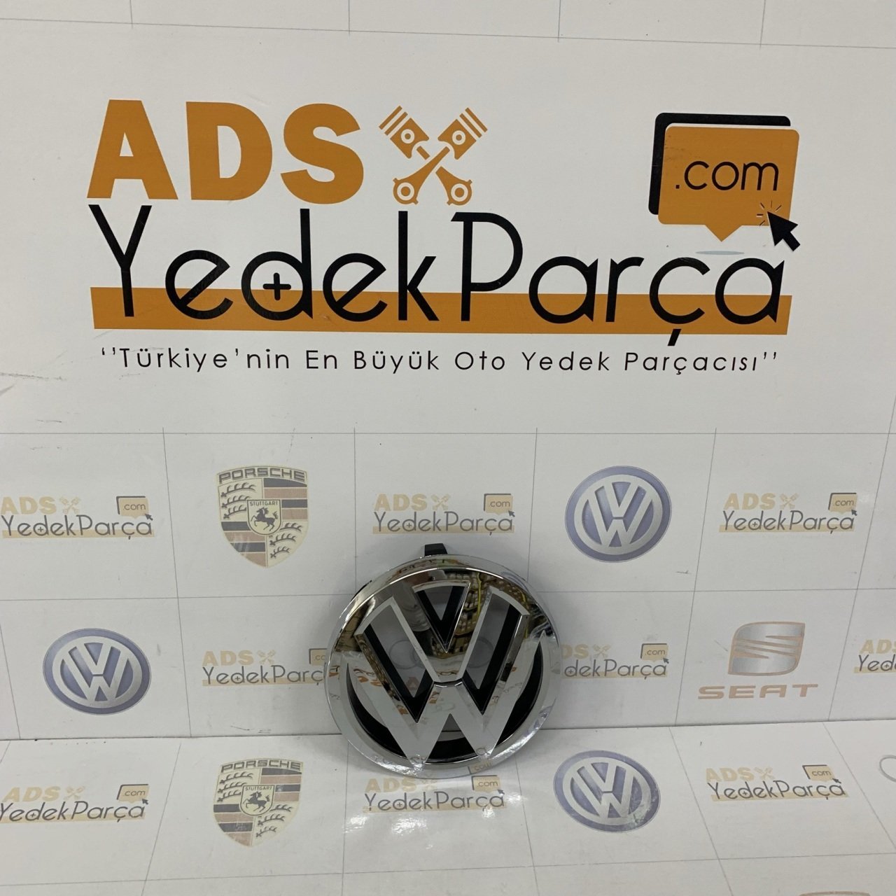 Volkswagen Caddy 2011-2015 Ön Panjur Arması İthal
