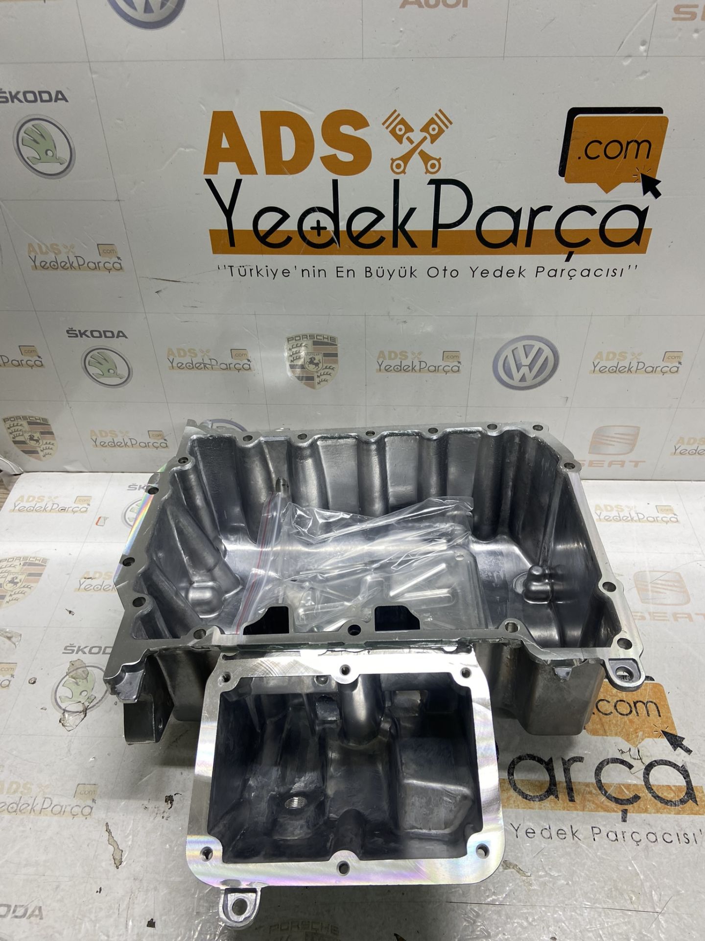 Volkswagen Polo Seat İbiza Skoda Fabia 2009 Sonrası Yağ Karteri Sensörlü