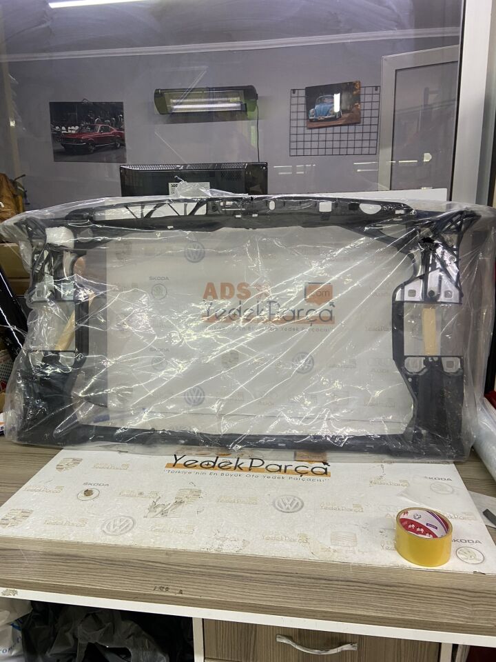 AUDI A4 15-18PANEL