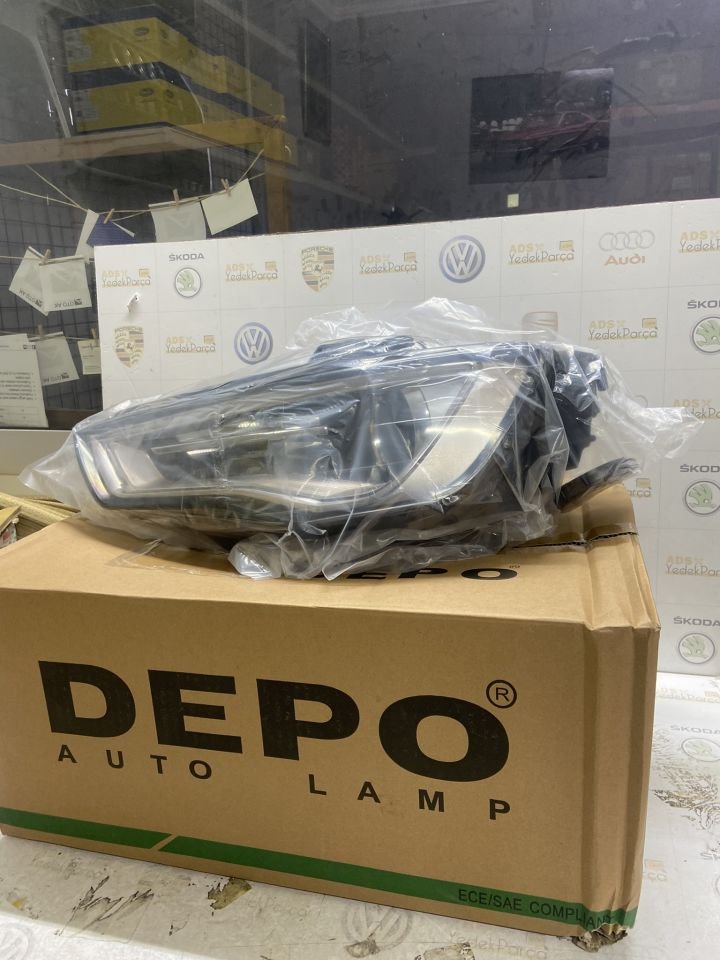 Audi A3 Sedan Xenon ledli Sol Ön Far Depo Marka