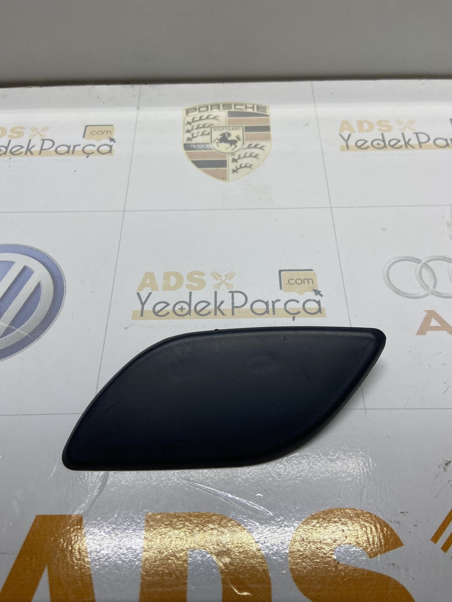 Skoda Octavia 2004-2013 Sol Far Yıkama Pompa Kapağı
