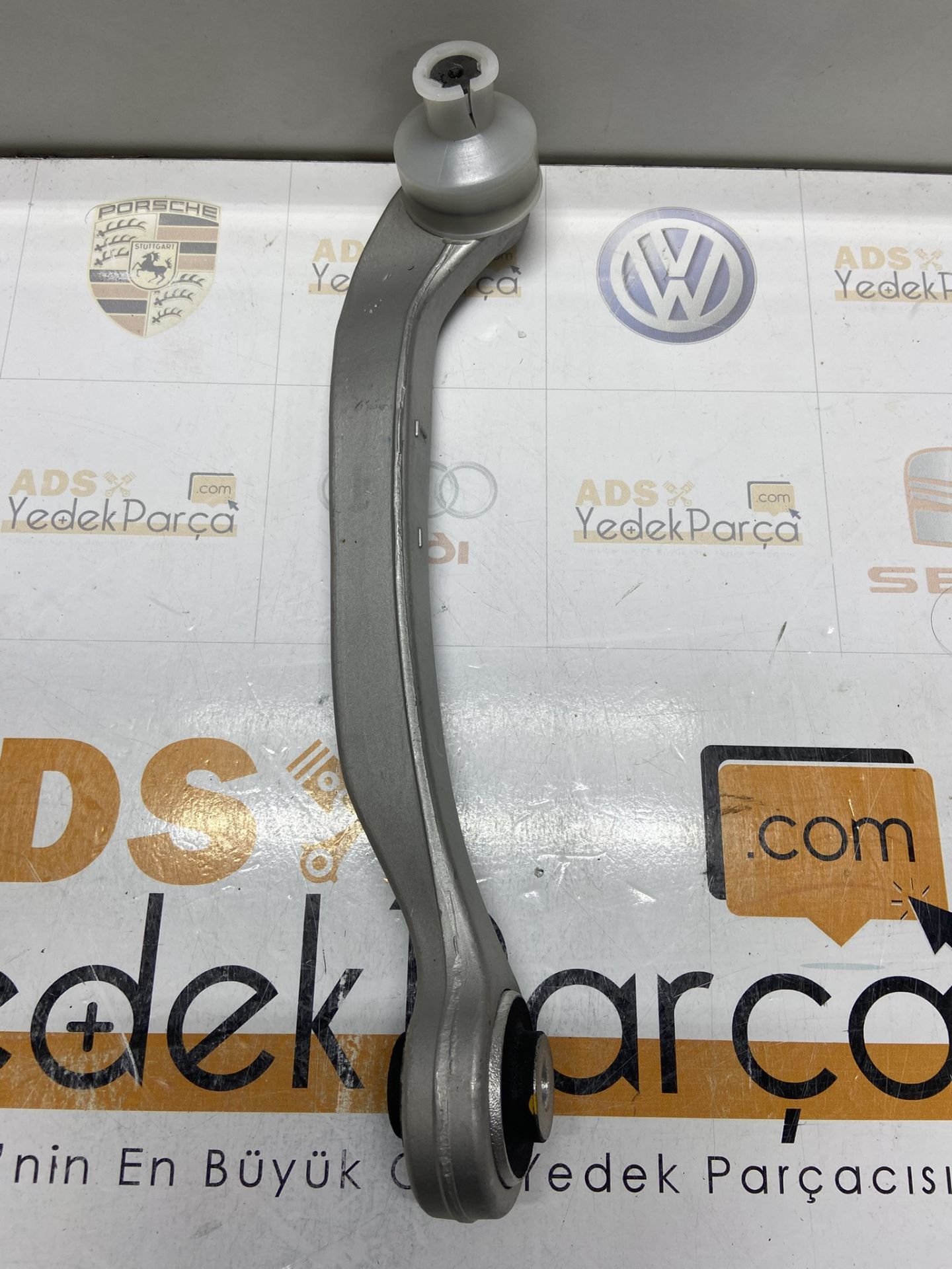 Audi A6 2005-2011 A8 2003-2010 Sol Üst Düz Rotilli Bağlantı Kolu