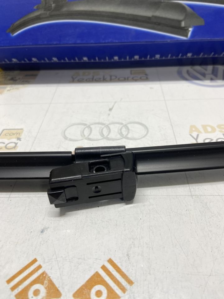 Audi A8 Ön Silecek Takımı 680/515MM