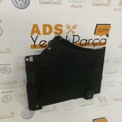 Audi A8 2011 Sonrası Sağ Alt Muhafazası Küçük