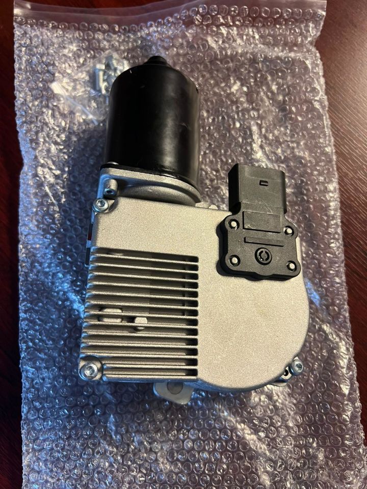 Silecek Motoru Ön Audi Q7 Touareg Cayenne Panamera  (Mekanizmasız) 2005-2012
