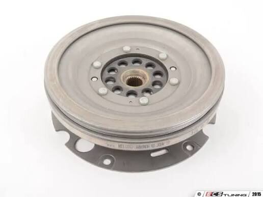AUDI A4 A5 A6 A7 Q5 CAPA CCWA CCWB 3.0TDI 08 >VOLANT