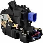 VW PASSAT (3G2) 14>/ SKODA FABIA 3 (NJ3) 14-21/ OCATIVA 3 (5E3) 13-20/ RAPID (NH1) 15-19/ YETI (5L) 09-17/ SEAT IBIZA 3 (6L1) 02-09KAPI KILIDI MOTORLU SAG ARKA 6 PIN