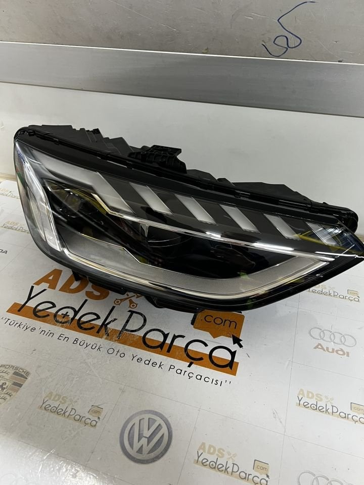 Audi A4 2020 Sonrası Sağ Far Matrıx Far Beyinli 8W0941034D
