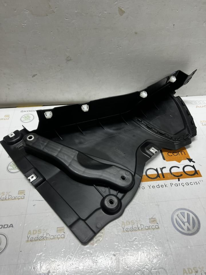 Audi A6 C8 2018 Sonrası Sol Önün Önü Davlumbaz 4K0853887E