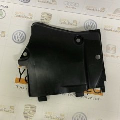 Audi A4 2009-2012 Alt Taban Kaplaması Sağ Ön Küçük Orjinal