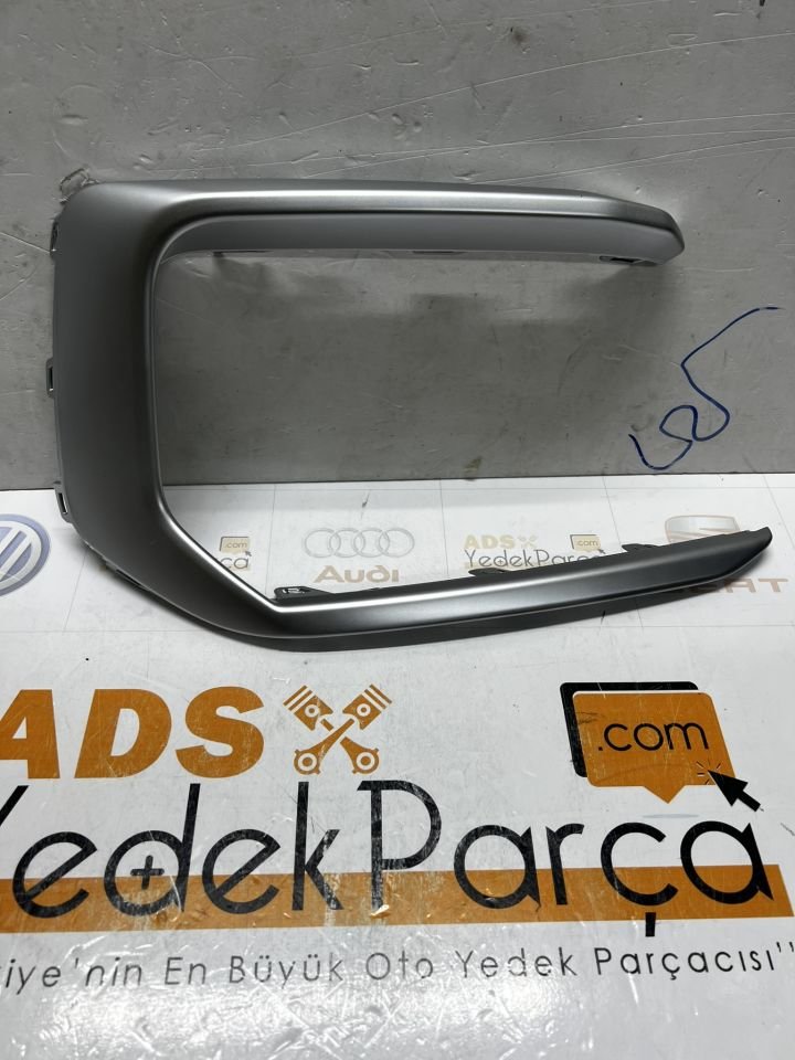 Audi A6 2022 Sonrası Ön Tampon Çıtası Sağ