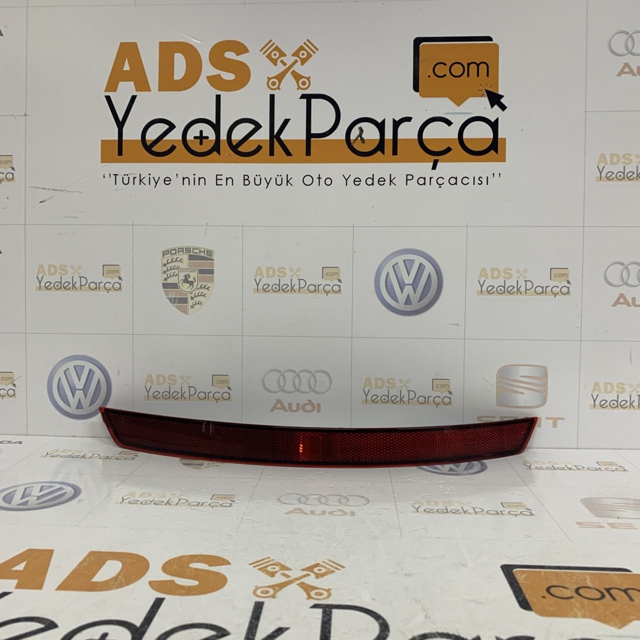 Skoda Süperb 2015 Sonrası Sol Arka Tampon Reflektörü Orjinal