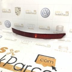 Skoda Superb 2015 Sonrası Sağ Arka Tampon Reflektörü Orijinal