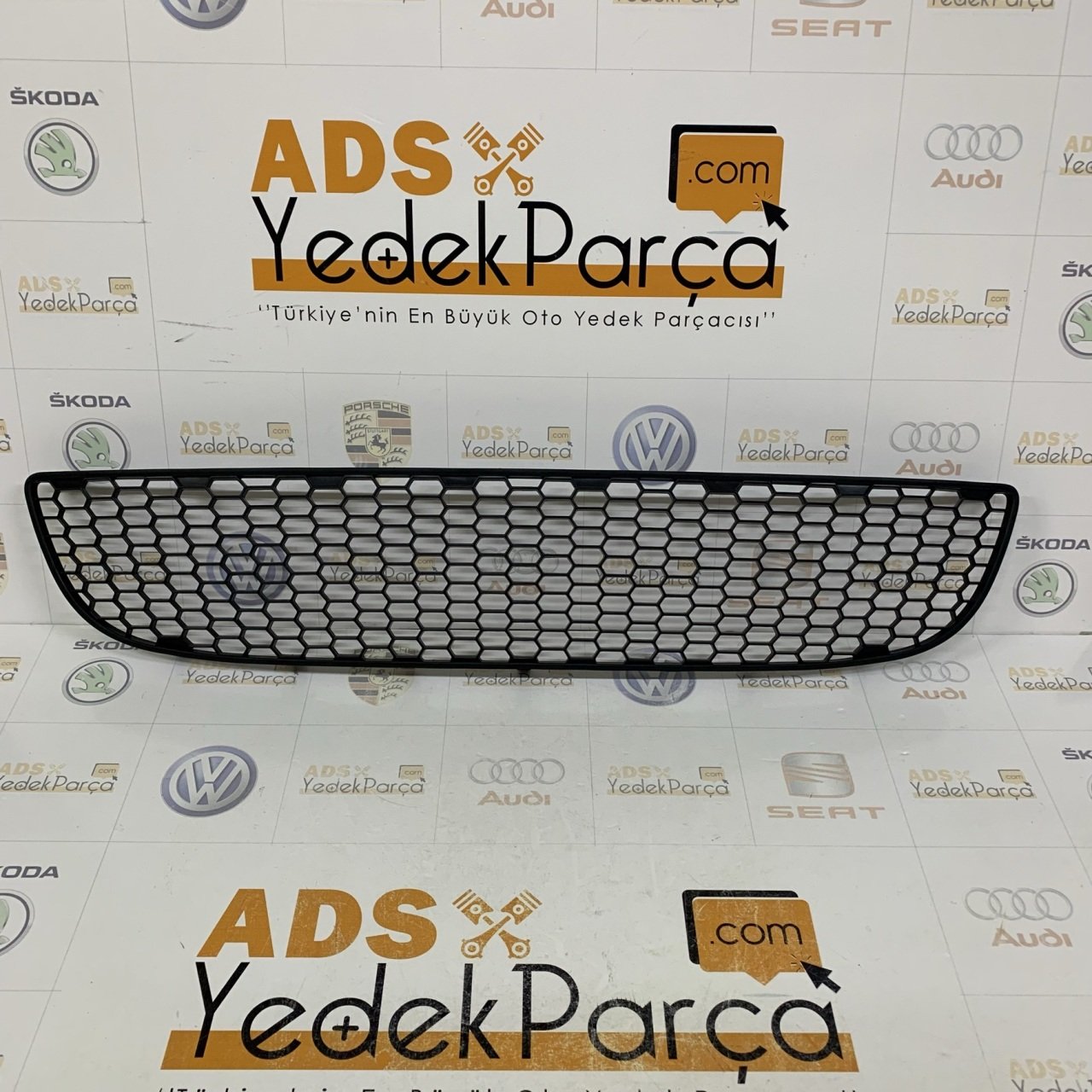 Volkswagen Beetle 2005-2010 Ön Tampon Orta Izgara İthal