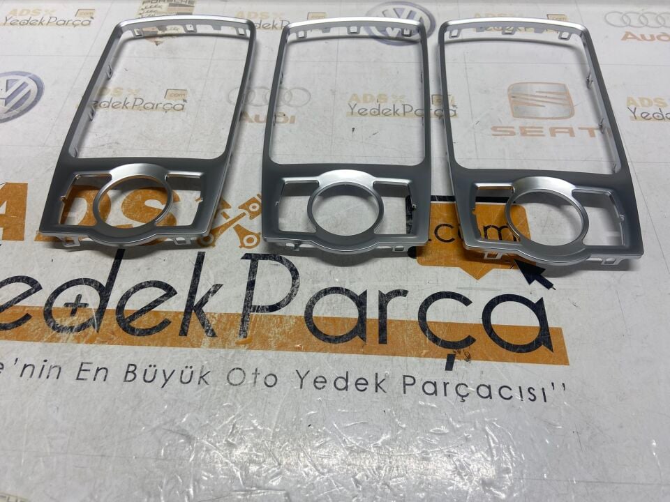 4L0864260A Audi Q7 2007-2015 Otomatik Vites Çerçevesi