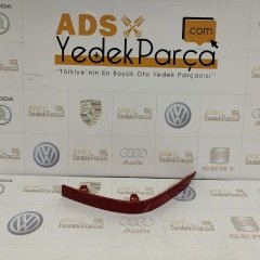 Volkswagen T7 2016 Sonrası Sağ Arka Tampon Reflektörü
