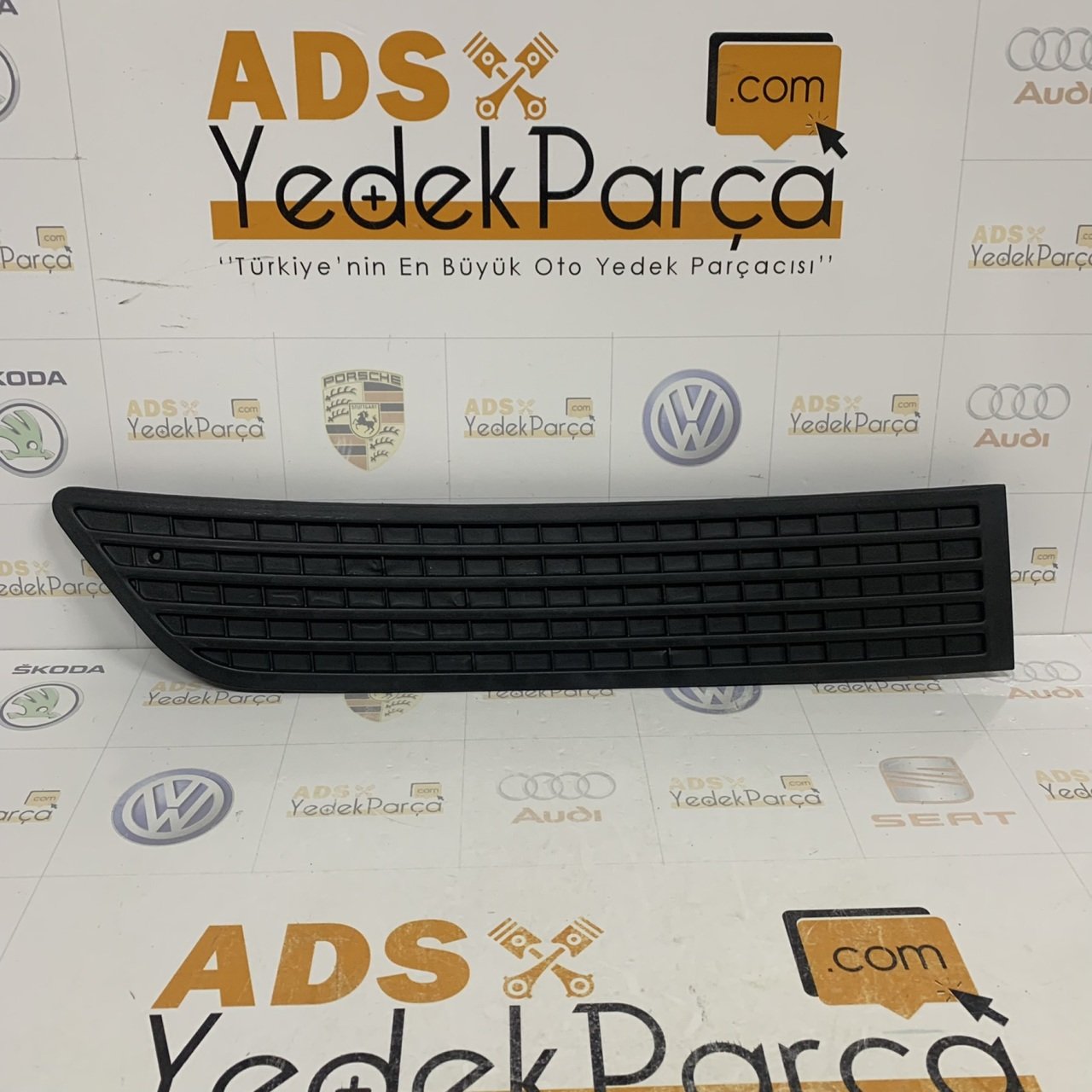 Volkswagen Crafter 2006 Sonrası Kaput Havalandırması Sağ İthal