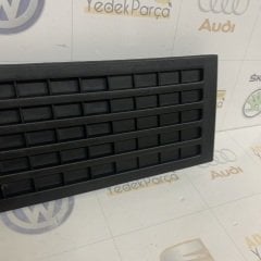 Volkswagen Crafter 2006 Sonrası Kaput Havalandırması Sağ İthal