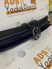 Volkswagen Golf 4 Ön Panjur Mavi Renk Logolu Orijinal 1J0853653C