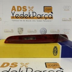Audi Q3 2012-2014 Sağ Arka Tampon Reflektörü Orijinal Marelli 8U0945096