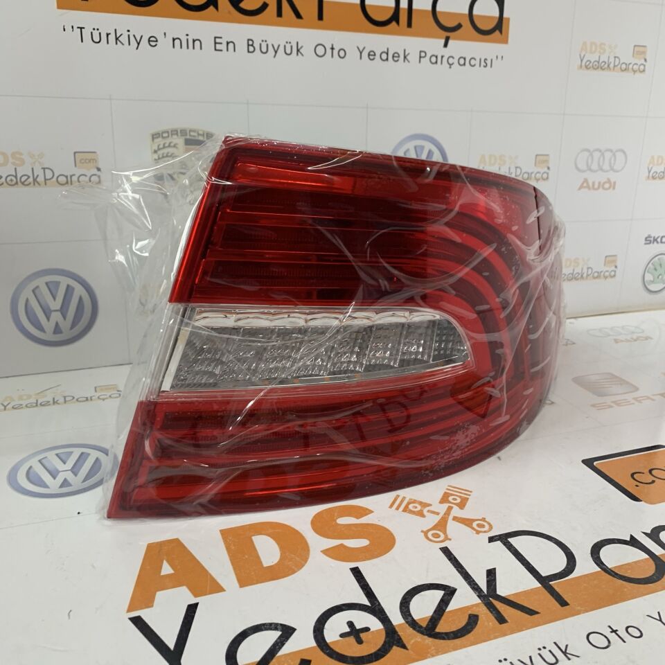 SKODA SUPERB 13-15STOP DIS SAG LEDLI