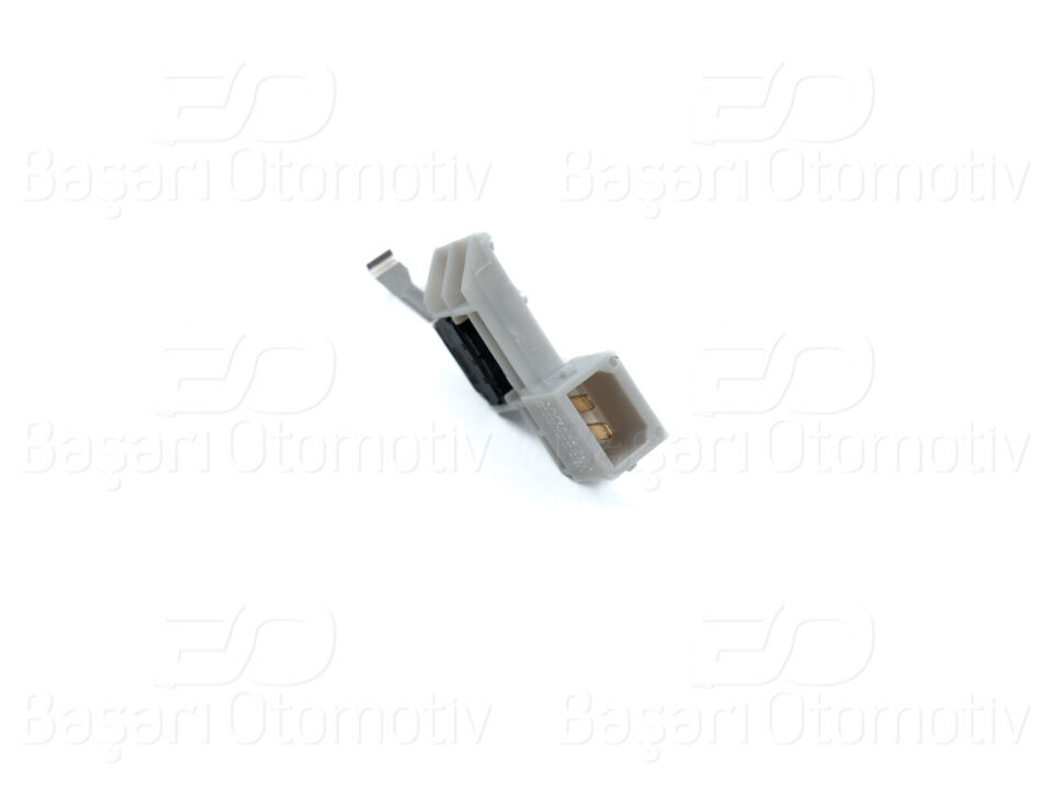 AUDI A3 (8L1) 98-04/ A4 (8D2) 98-01/ VW BORA (1J2) 99-05/ POLO (9A4) 01-09/ PASSAT (3B2) 96-00/ SEAT TOLEDO (1M2) 98-04/ SKODA SUPERB (3U4) 01-05BAGAJ KAPAK KILIT SIVICI