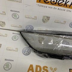 Volkswagen Passat 2014 Sonrası Sağ Far Camı Xenon Bi Led Tip İthal