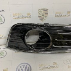 Audi A8 2010-2014 Sağ Sis Kapağı Sisli Orijinal