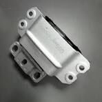 VW GOLF5 A3 1.2 TSI 09 >MOTOR TAKOZU ON SOL